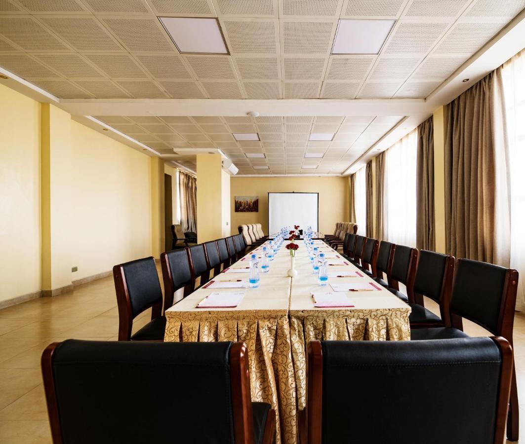 ניירובי Saab Royale Hotel מראה חיצוני תמונה